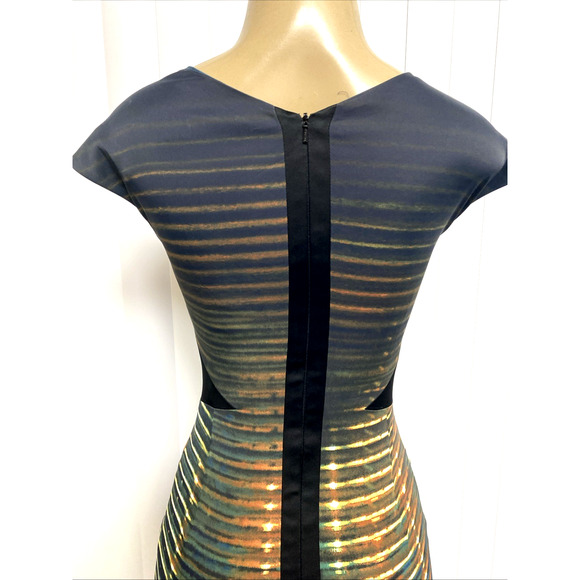 Karen Millen Dress Sheath V Neck Cap Sleeve Blue Striped Fitted Knee Length 4 S - Picture 5 of 9